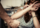 Мъж преби жена си с дървен сап в Любимец